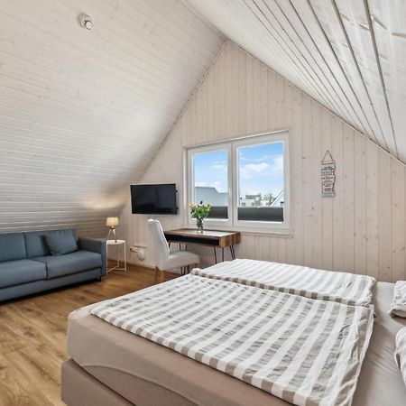 Awesome Home In Ostseeresort Olpenitz With Sauna ภายนอก รูปภาพ