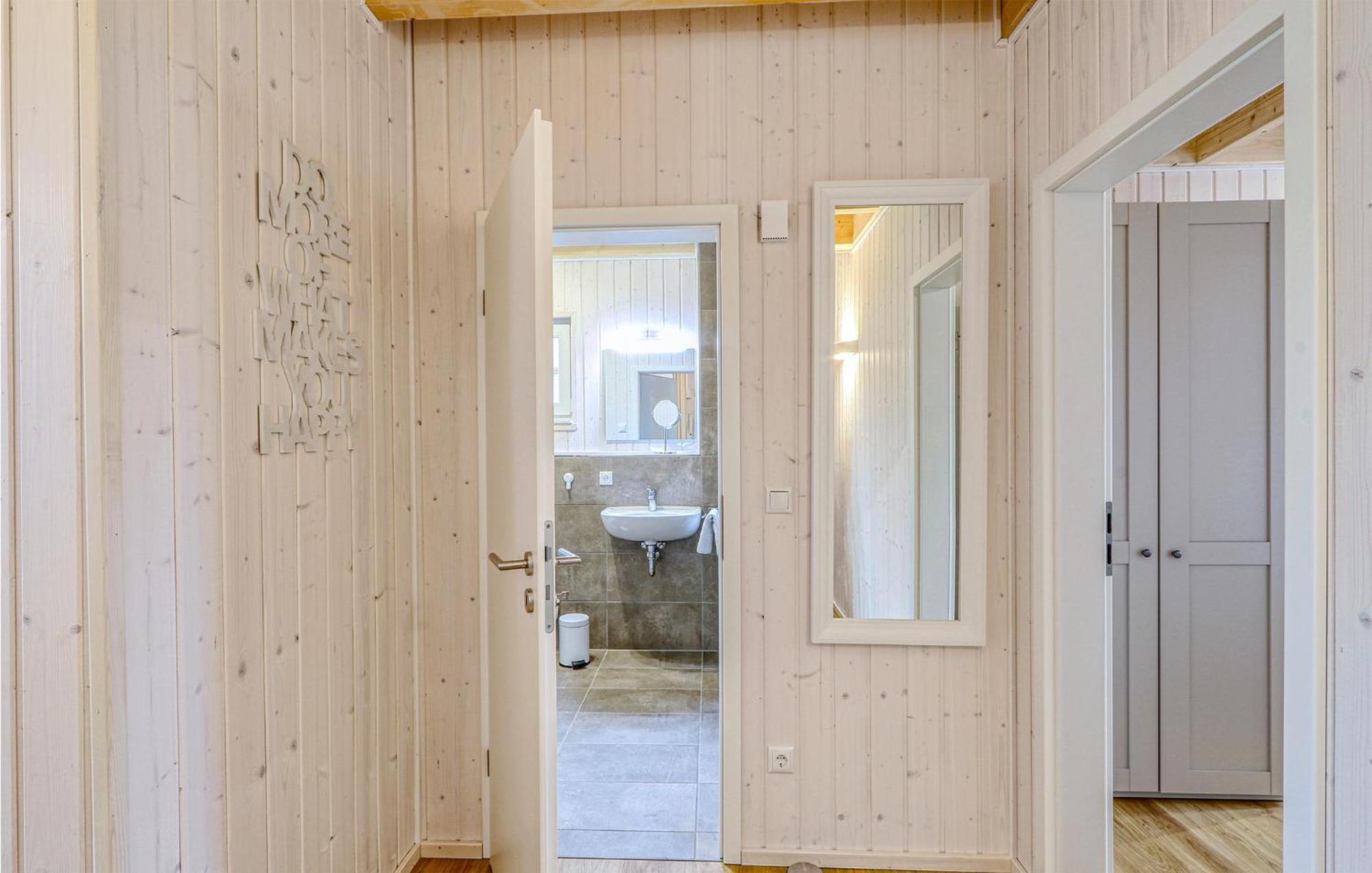 Awesome Home In Ostseeresort Olpenitz With Sauna ภายนอก รูปภาพ