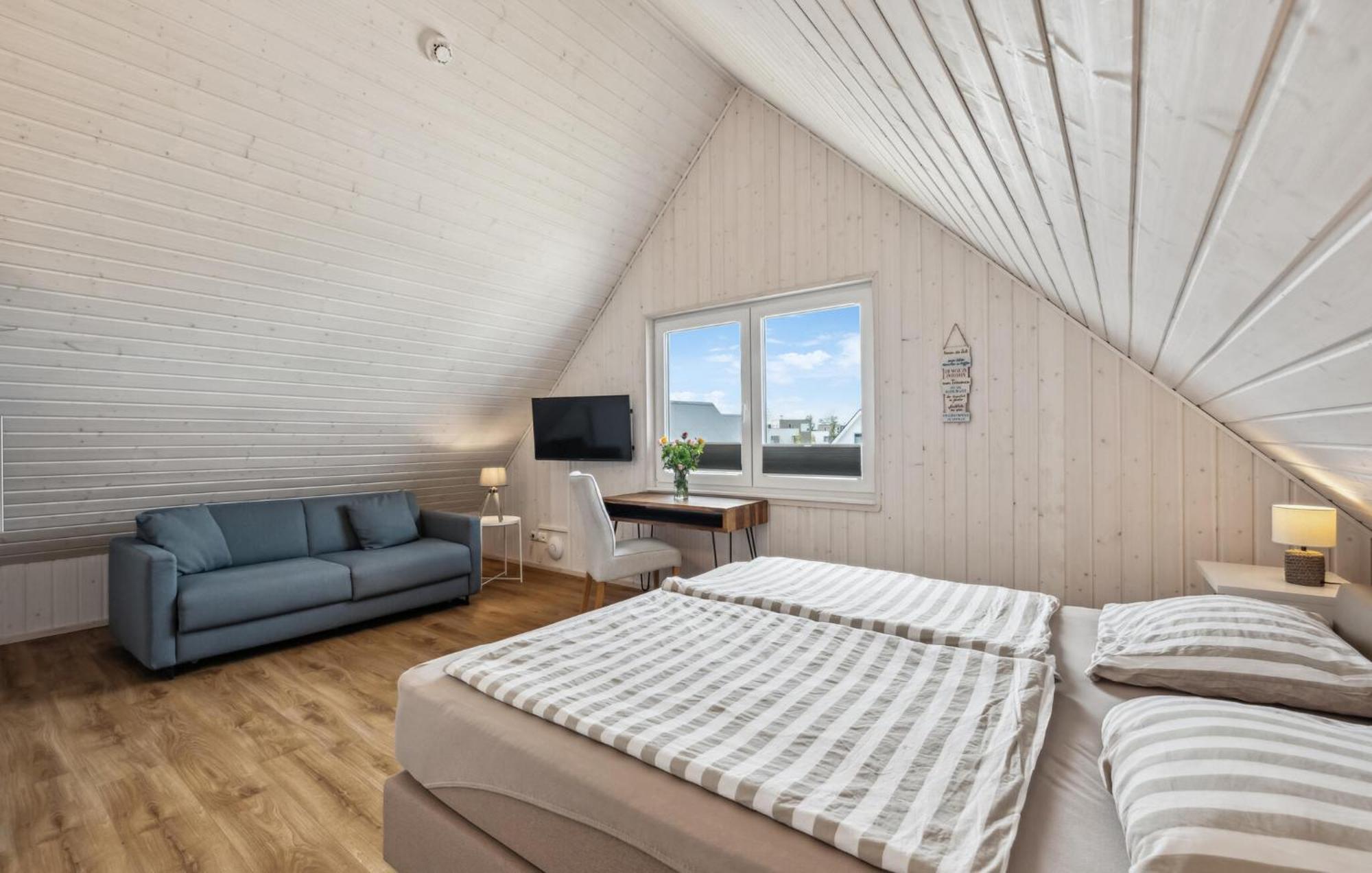 Awesome Home In Ostseeresort Olpenitz With Sauna ภายนอก รูปภาพ